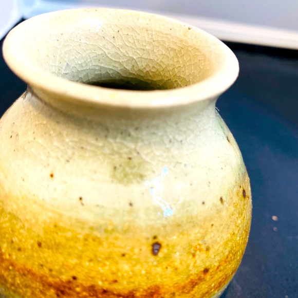 Small Vintage Hand Made Vase - Picture 4 of 8